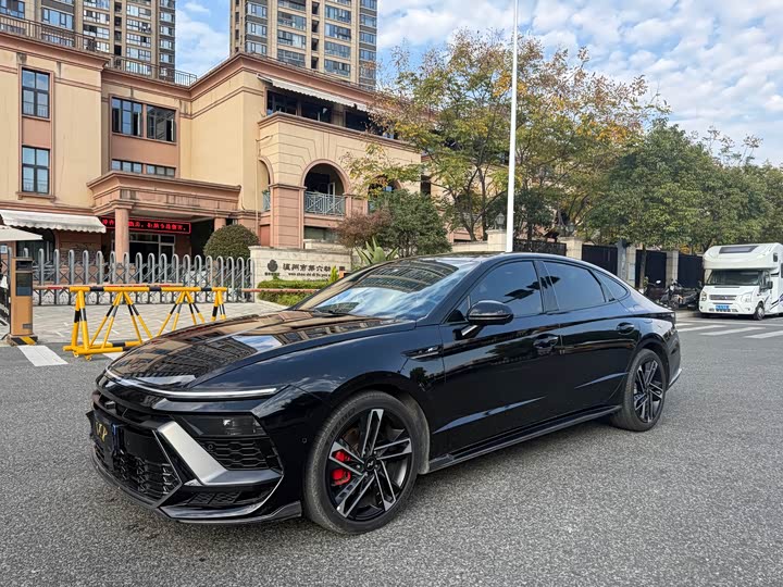 Фото 1 - Hyundai Sonata N Line