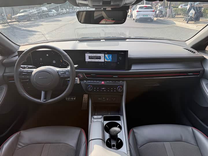 Фото 18 - Hyundai Sonata N Line