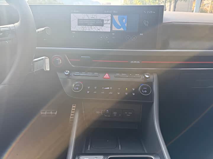 Фото 19 - Hyundai Sonata N Line