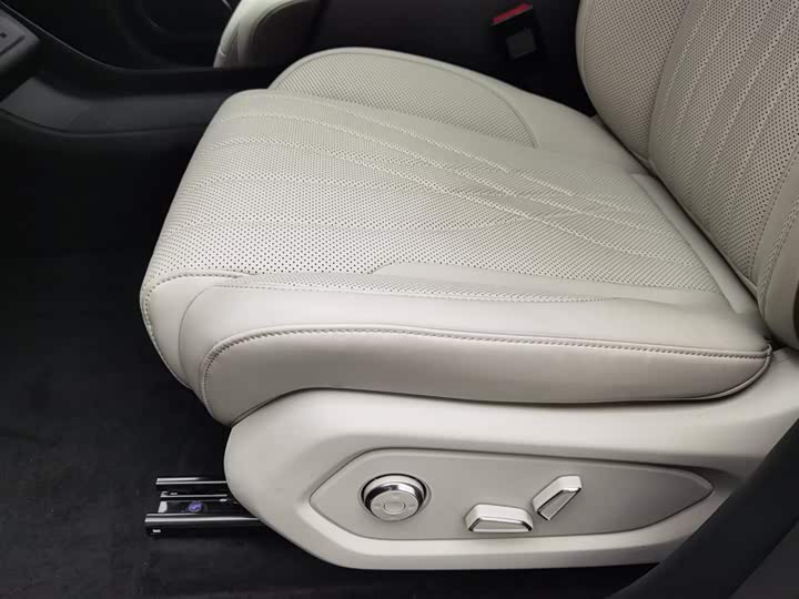 Фото 20 - Changan Qiyuan (Nevo) Q07