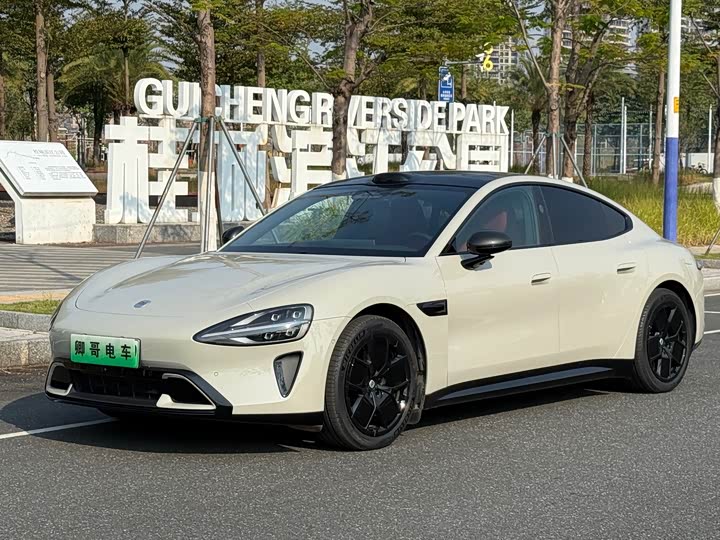 Фото 1 - Xiaomi SU7