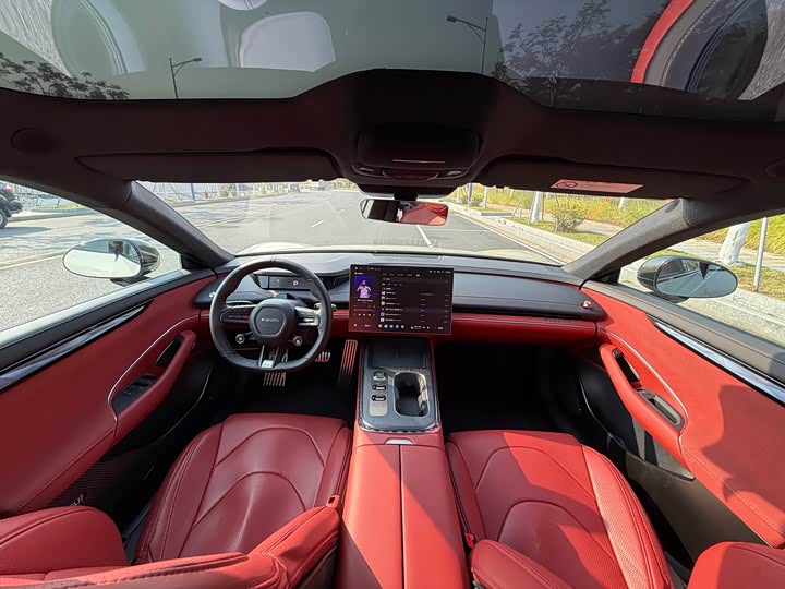 Фото 19 - Xiaomi SU7