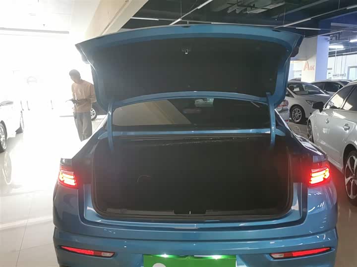 Фото 19 - Geely Preface