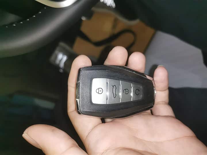 Фото 9 - Geely Preface