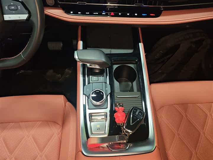 Фото 14 - Changan CS55 Plus