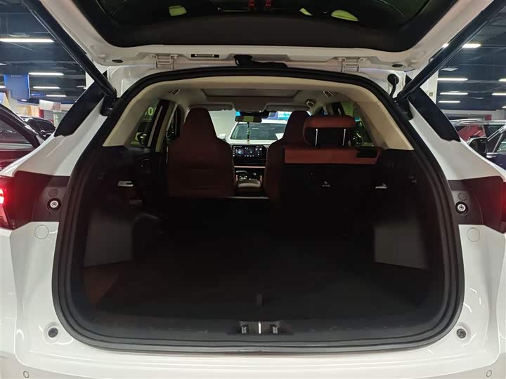 Фото 19 - Changan CS55 Plus