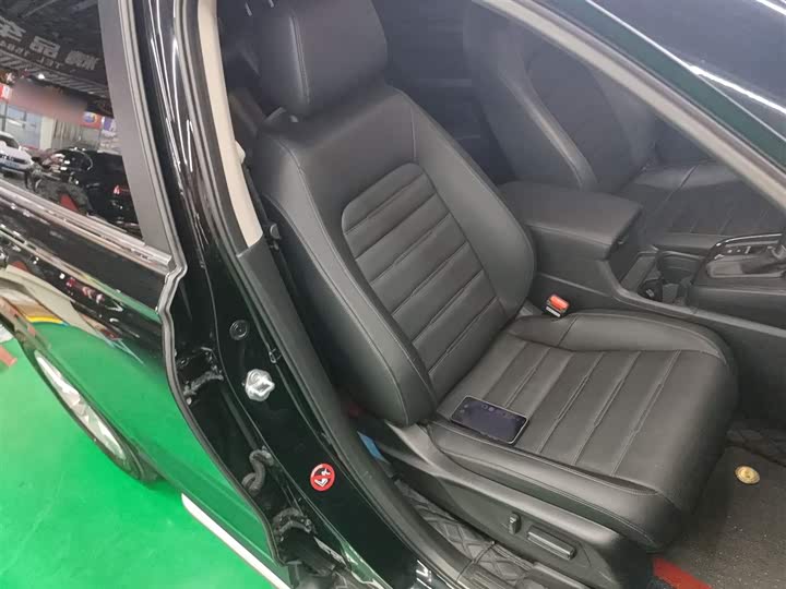 Фото 25 - Honda CR-V