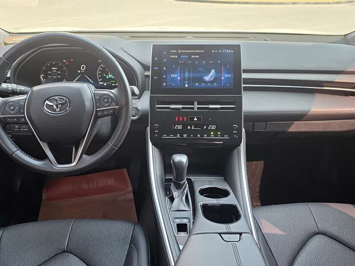 Фото 19 - Toyota Avalon