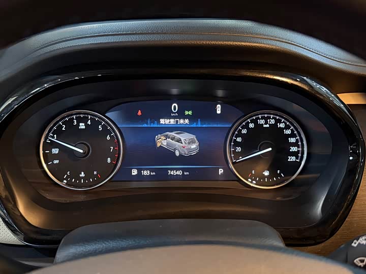 Фото 10 - Buick GL8 ES