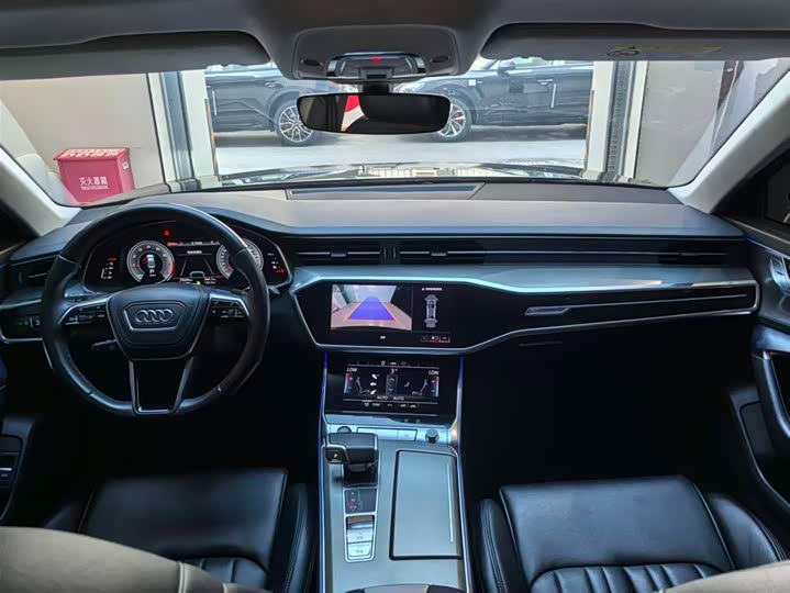 Фото 12 - Audi A6L