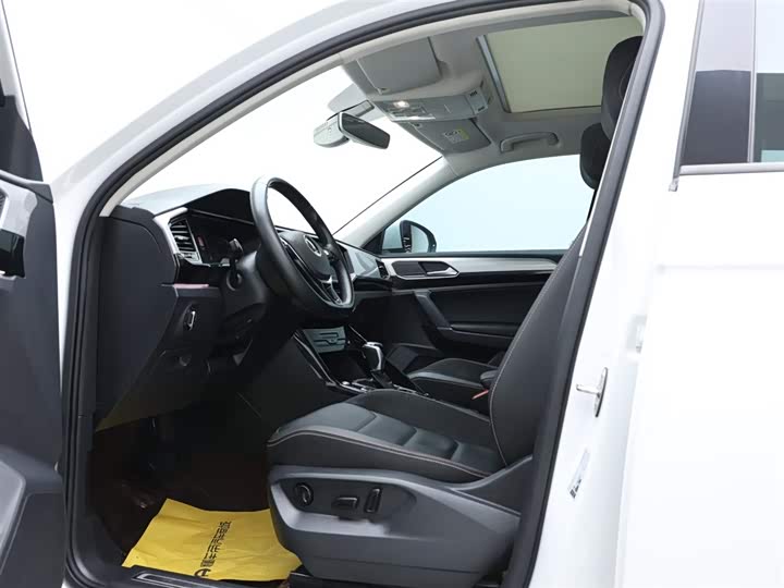 Фото 10 - Volkswagen Tayron