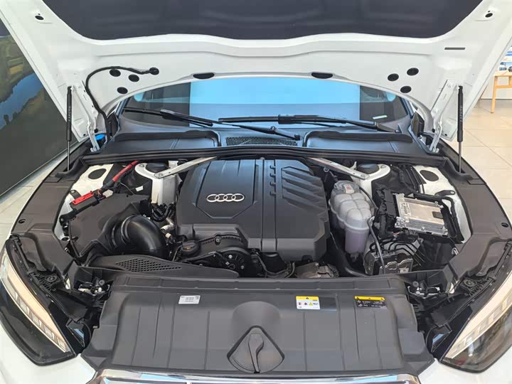 Фото 10 - Audi A5