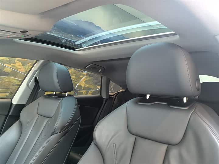 Фото 7 - Audi A5