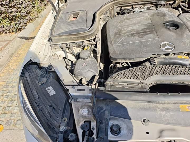 Фото 21 - Mercedes-Benz GLC-Class