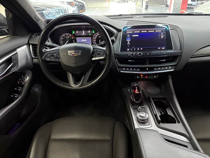 Фото 9 - Cadillac CT5