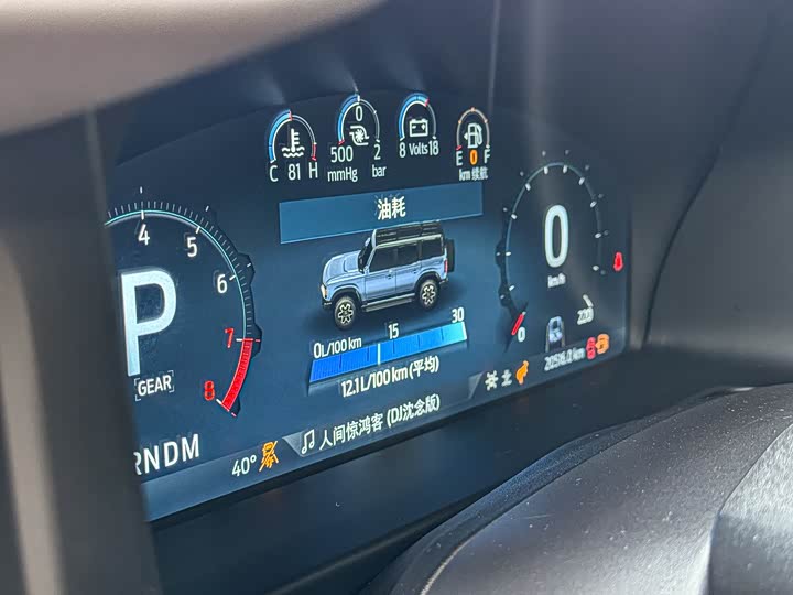 Фото 13 - Ford Bronco