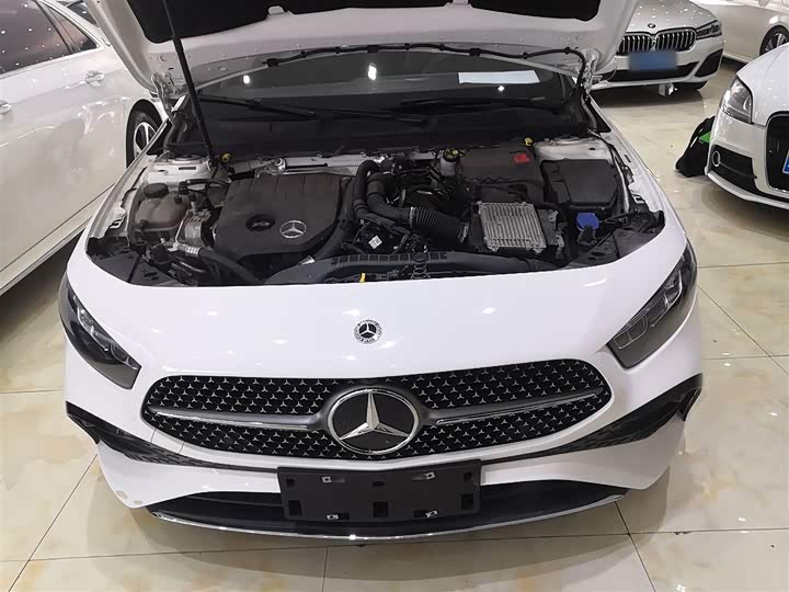 Фото 20 - Mercedes-Benz A-Class