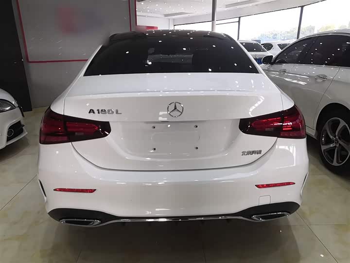 Фото 6 - Mercedes-Benz A-Class