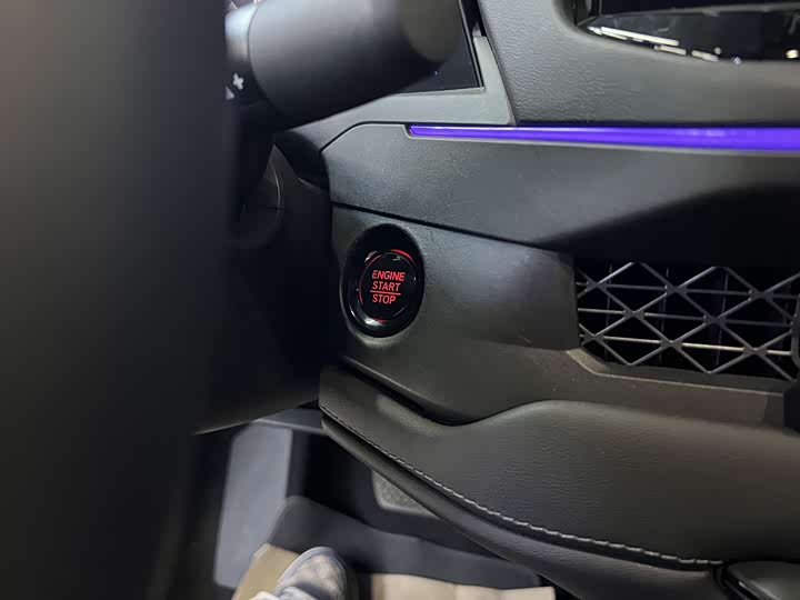 Фото 14 - Honda Accord