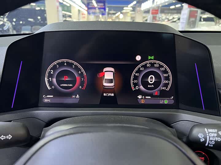 Фото 18 - Honda Accord