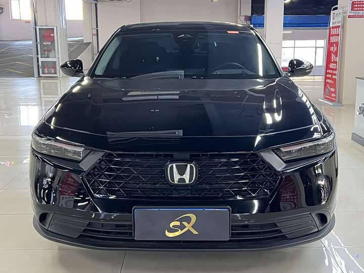 Фото 2 - Honda Accord