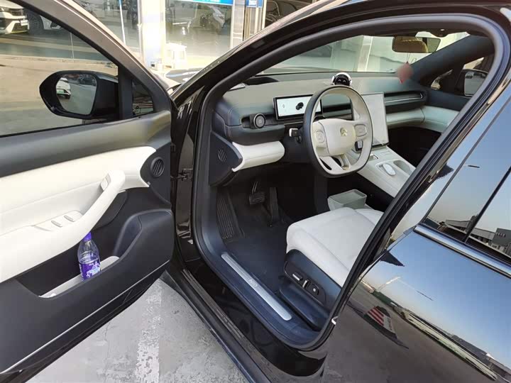 Фото 16 - Nio ES6