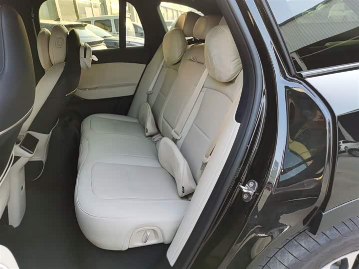 Фото 17 - Nio ES6