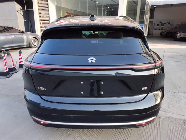 Фото 6 - Nio ES6