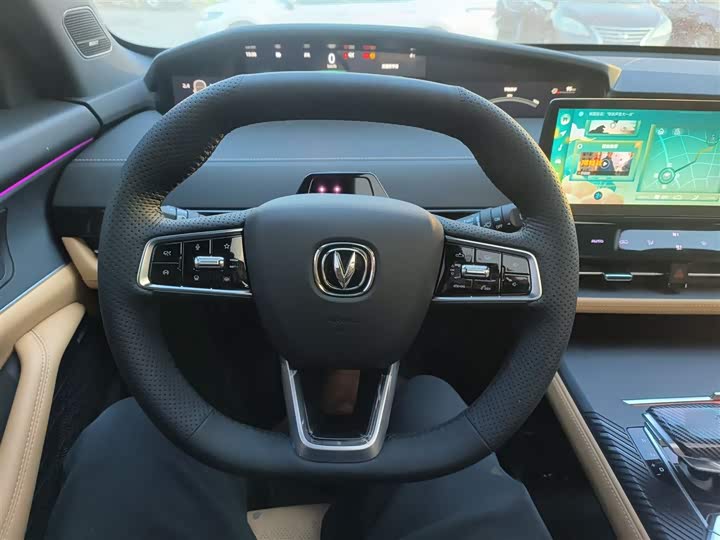 Фото 11 - Changan UNI-K