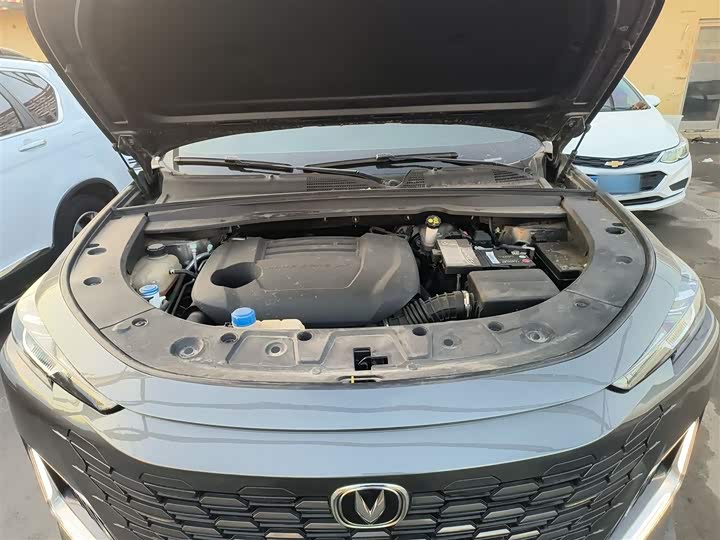 Фото 20 - Changan UNI-K