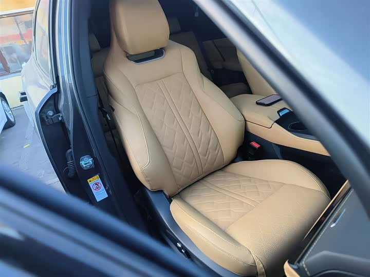 Фото 25 - Changan UNI-K