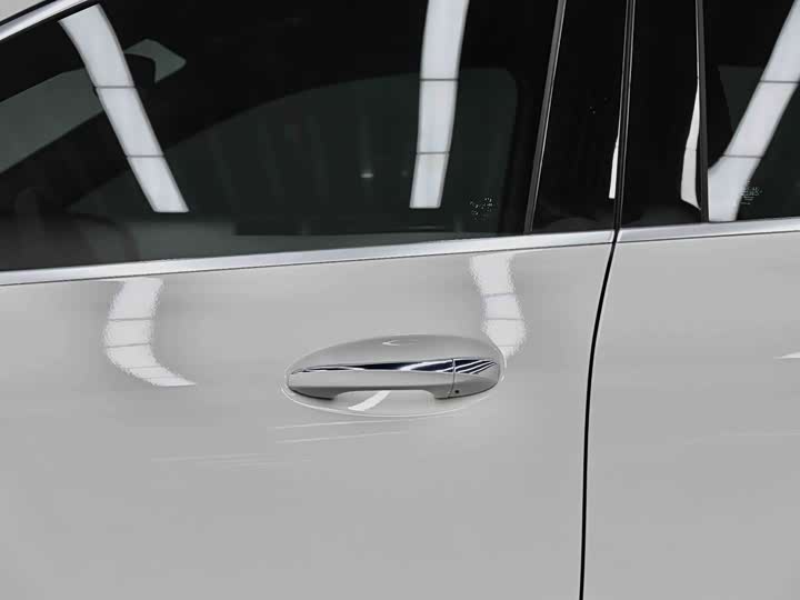 Фото 29 - Mercedes-Benz GLA-Class