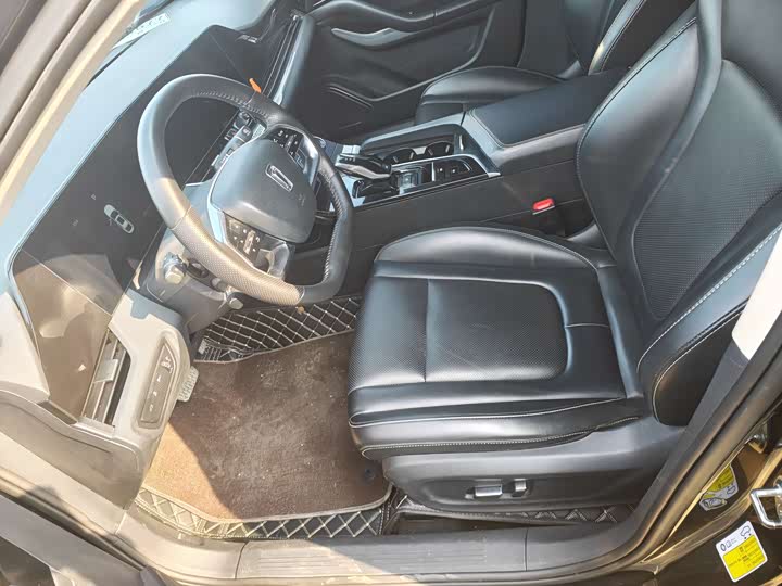 Фото 4 - Bestune B70