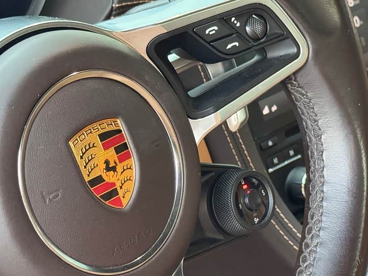 Фото 9 - Porsche 718