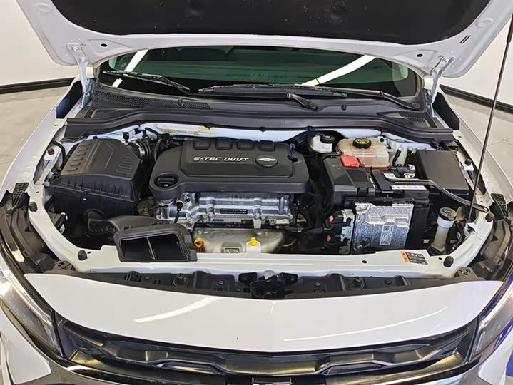 Фото 10 - Chevrolet Monza