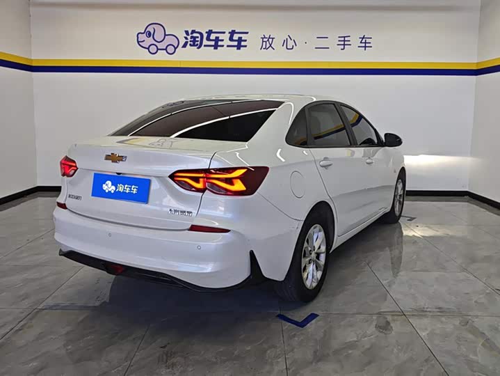 Фото 3 - Chevrolet Monza