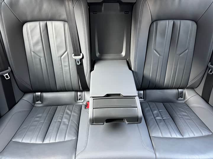 Фото 7 - Audi A6