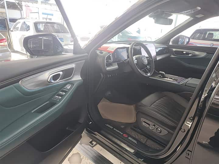 Фото 16 - GAC Trumpchi GS8