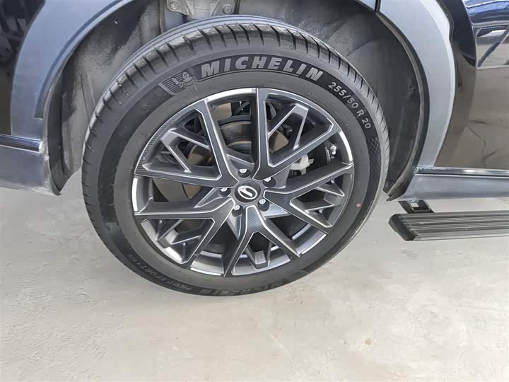 Фото 26 - GAC Trumpchi GS8