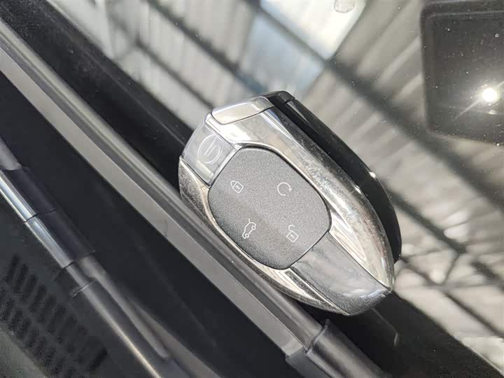 Фото 9 - GAC Trumpchi GS8