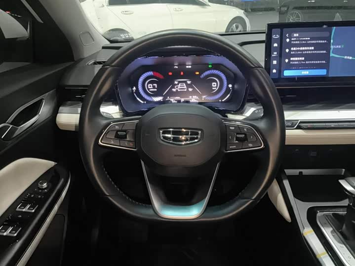 Фото 15 - Geely Emgrand L