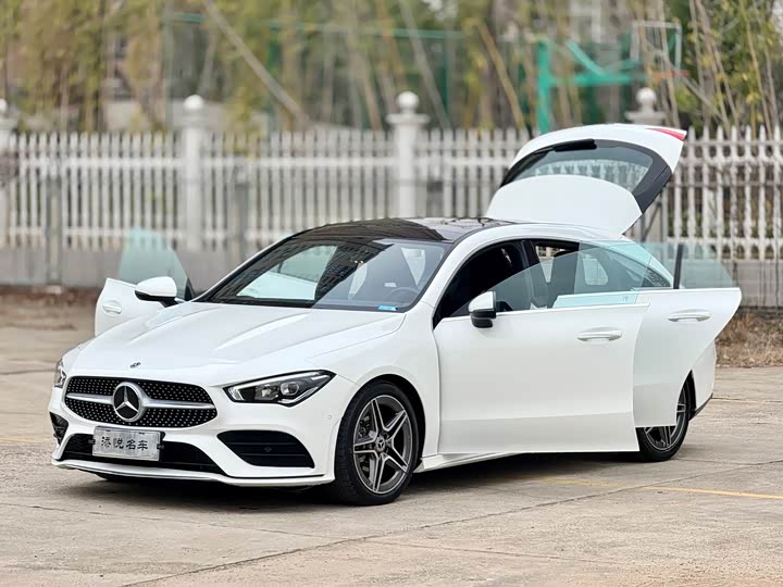 Фото 10 - Mercedes-Benz CLA-Class