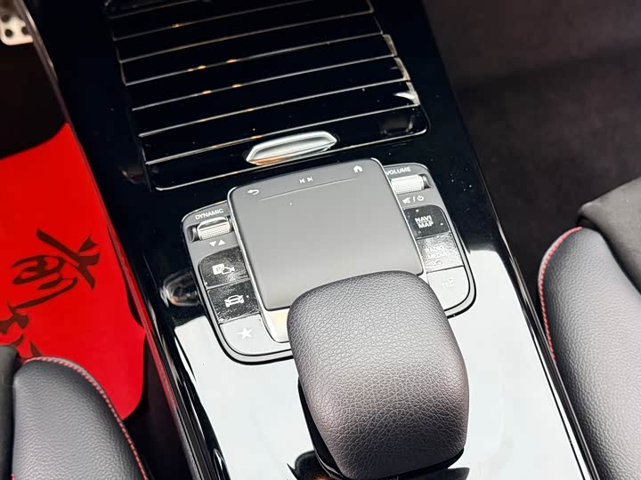 Фото 20 - Mercedes-Benz CLA-Class