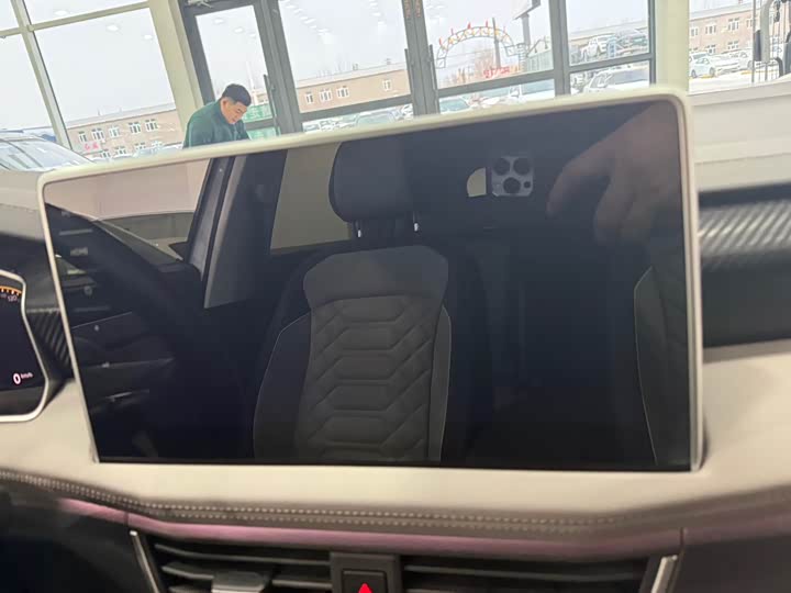 Фото 12 - Volkswagen Tayron