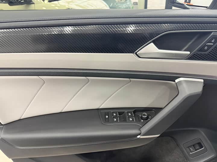 Фото 17 - Volkswagen Tayron