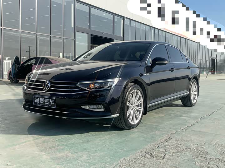 Фото 1 - Volkswagen Magotan