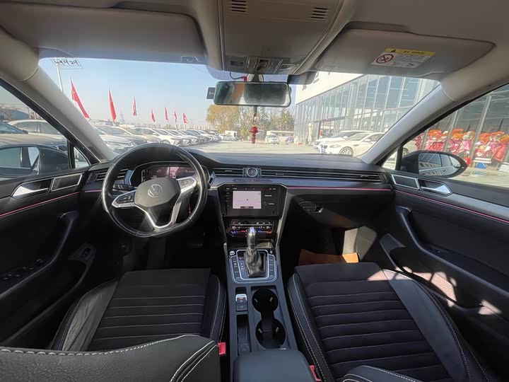 Фото 5 - Volkswagen Magotan