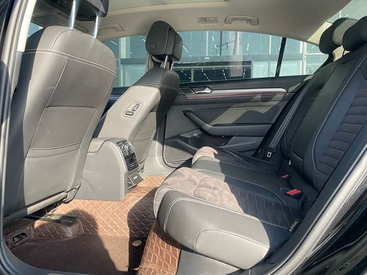 Фото 7 - Volkswagen Magotan