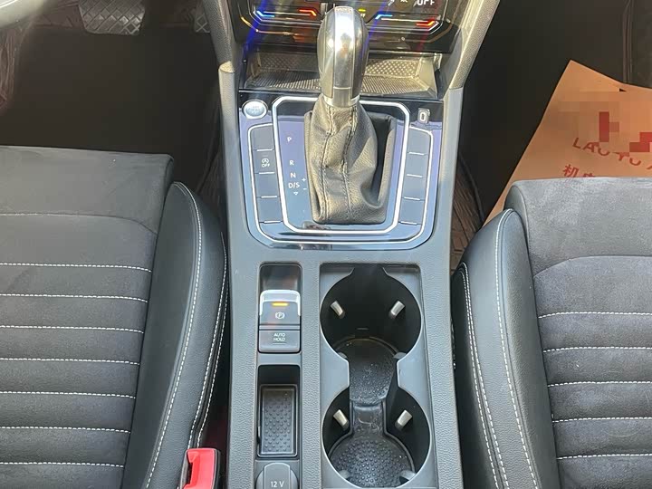 Фото 9 - Volkswagen Magotan