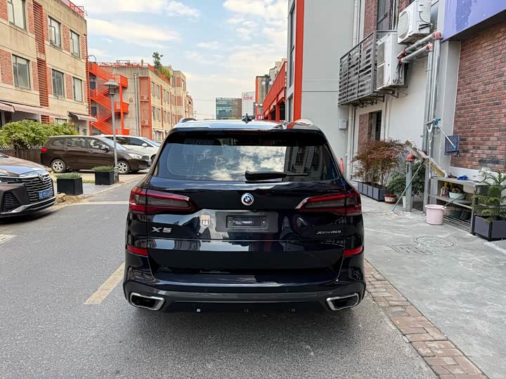 Фото 15 - BMW X5